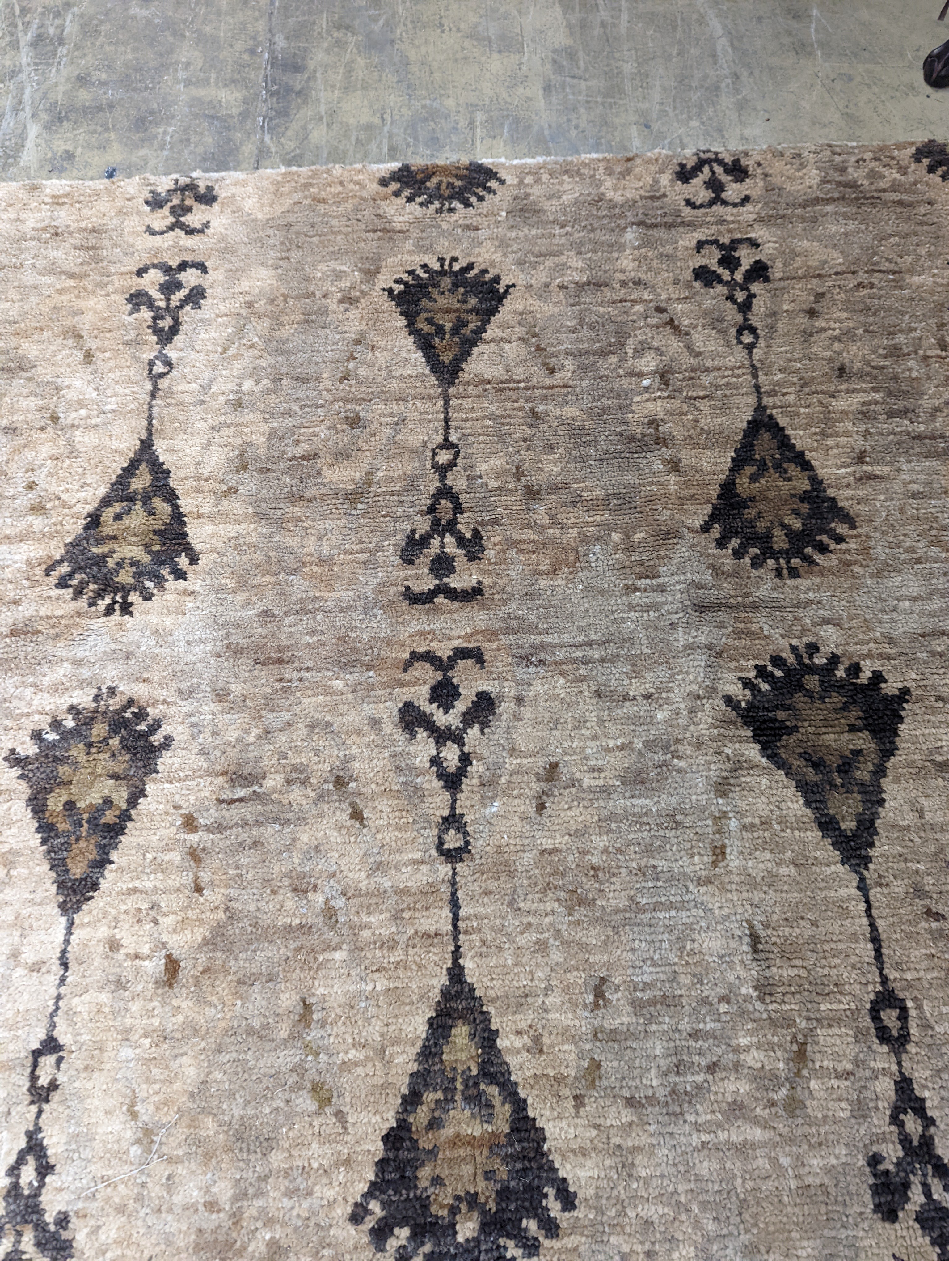 A contemporary Ikat design Jute carpet, 300 x 240cm